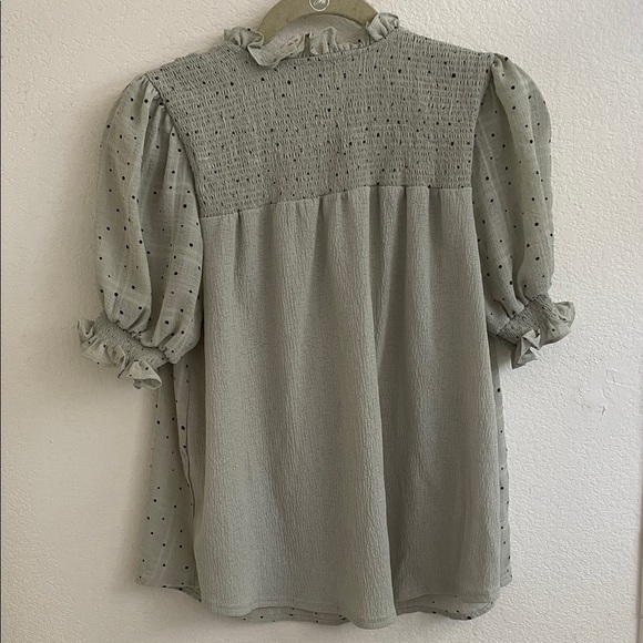 ♥️Elegant SAGE GREEN Polka Dot Blouse - Picture 2 of 4